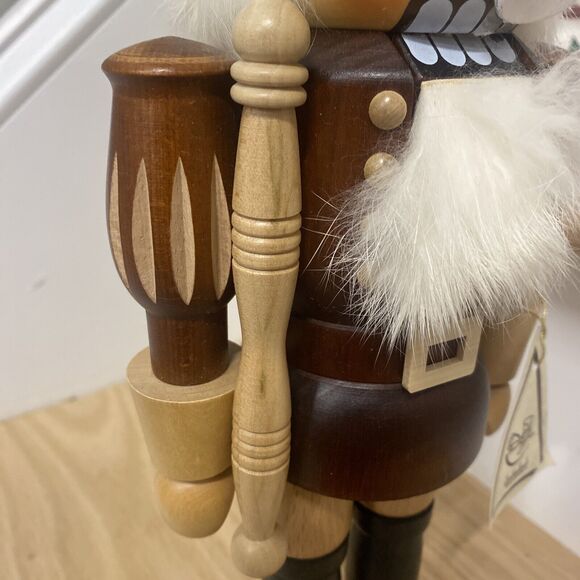 Christian Ulbricht Seiffener Nutcracker 15.5" Germany Natural Wood Half Mustache - Picture 10 of 12